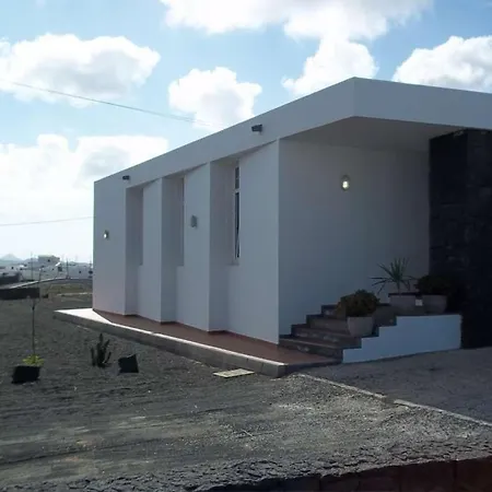 Sleeps 8 Pool Wifi Villa *